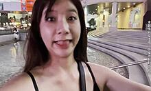 Aventura anal selvagem com namoradas asiáticas em Vegas